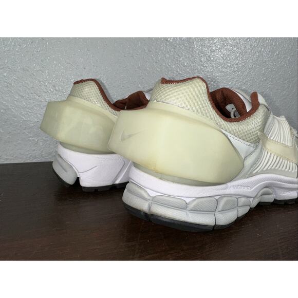 Size 10 - Nike A-Cold-Wall* x Air Zoom Vomero 5 Sail White Suede (AT3152-100) - Picture 4 of 11